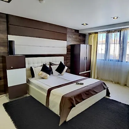 Hotel Acktion