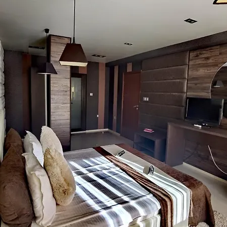 Hotel Acktion